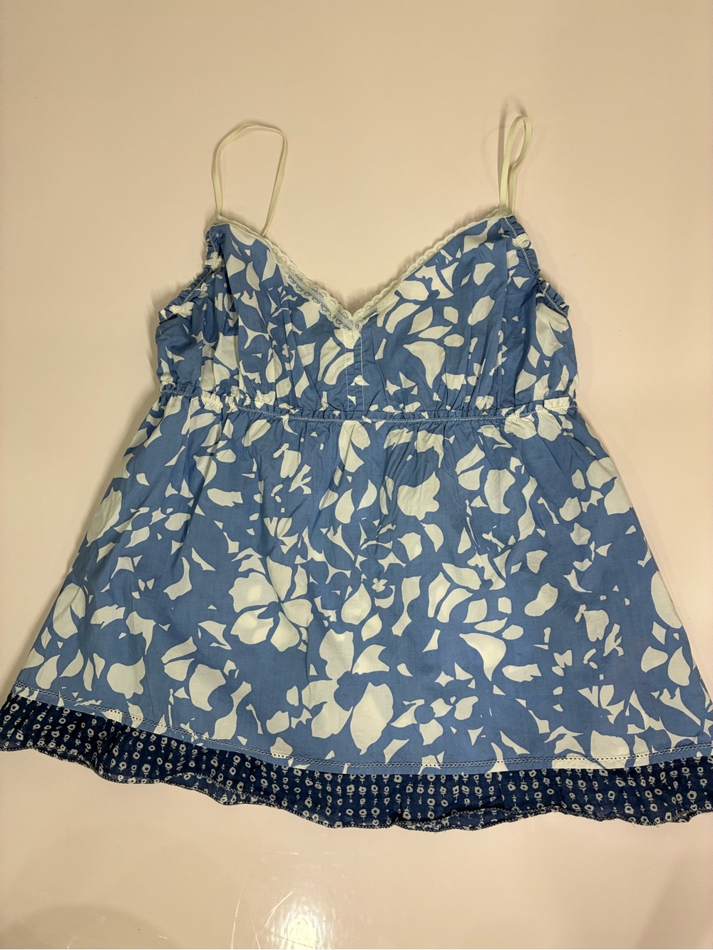 American Eagle Outfitters 100% Cotton Blue and White Floral Lace-Trim Camisole